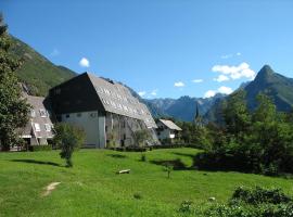 Apartments Kaninska Vas, hotel em Bovec