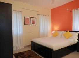Tranquil Staycation - Independent Duplex House, hotel em Hosur