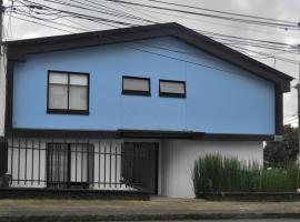 Casa Azul, Ferienunterkunft in Manizales