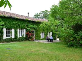 Gîte Lignières-Ambleville-Lignières-Sonneville, 3 pièces, 4 personnes - FR-1-653-59, cottage in Lignières-Sonneville