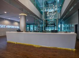 TAV Airport Hotel Izmir, hotell sihtkohas Izmir