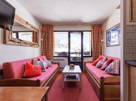 Stylish modern apartment for 4 by Avoriaz Chalets: Avoriaz'da bir kalacak yer