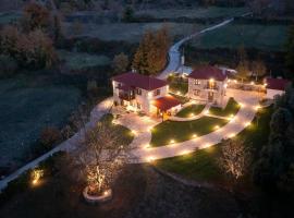 Villa MYLOS Kalavrita, caba&ntilde;a o casa de campo en Kalavrita