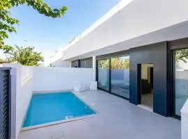 Stunning Home In Pilar De La Horadada With Outdoor Swimming Pool, Wifi And 3 Bedrooms