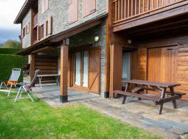 Apartament l'Oreneta, hotel in Estavar