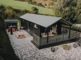Briarfield Farm Stays - Uisce Cabin