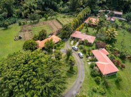 LE DOMAINE DE LA VALLEE, lodge in Le Morne Rouge