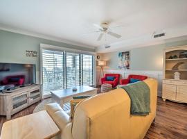 Bright Carolina Beach Condo - Walk to Shore!, hotel in Carolina Beach