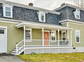 Downtown Lancaster French Victorian Gem!, vacation home in Lancaster