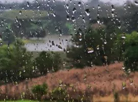 Loft romântico na Serra - natureza e fogão a lenha