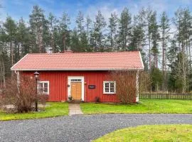 Gorgeous Home In Hok With Wifi