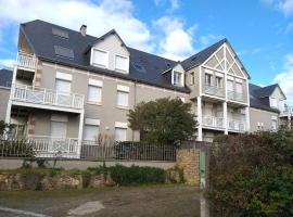 Duplex de la Croix Paqueray avec vue mer - Chez Hélène - Gîtes en baie, apartament din Carolles