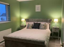 Heights View Apartment, cheap hotel in Derry Londonderry