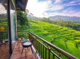 Central hills Puluong resort