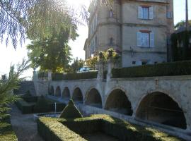 Château du Grand Jardin, отель в Валансоле