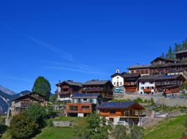 Gite du pèlerin-Chalet de montagne, villa in Orsières