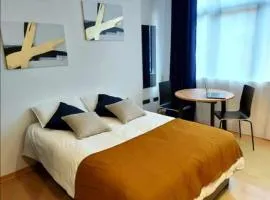 H2M Andres Perez Loft Ideally for Working - Central but Quiet and High Speed WIFI