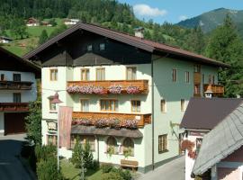 Gästehaus Sägemühle, hotell i Russbach am Pass Gschütt