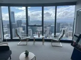 Amazing views 60th level skytower 3 bedrooms