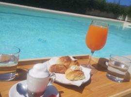 B&B Menna Vence, hôtel avec piscine à Zumpano