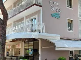 Hotel Susy - Bakery & Gluten Free Home Made - direttamente su viale Dante a due passi dal mare