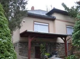 Vár-lak Vendégház