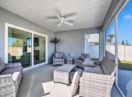 Home in The Villages Golf Cart and Amenity Access, vacation home in Wildwood