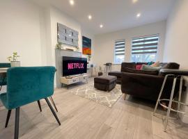Lovely and comfy entire 1 bedroom flat - 1st floor, hotel in zona Stazione Metro Northolt, Harrow on the Hill