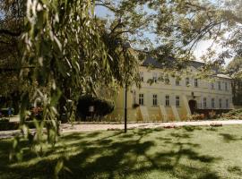 Hotel Zamek Chałupki, viešbutis mieste Ruderswald