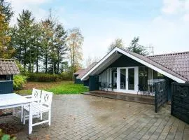 7 person holiday home in Ansager-By Traum