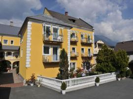 Pension Frenzl - Kaiser von Österreich, B&B in Hermagor