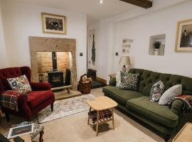 Fryers Cottage - Beautiful 2 bedroom Town & Country Cottage on edge of Peak District, hotel em Wirksworth