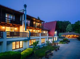 Chata Cementár, hotel with parking in Podhorie