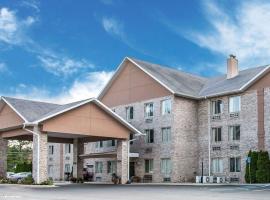 Comfort Inn Whitehall near Michigan's Adventure: Whitehall şehrinde bir otel