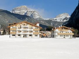 Golden Park Resort, hotel in Campitello di Fassa