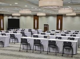 Crowne Plaza - Chicago West Loop by IHG, hotel de playa en Chicago