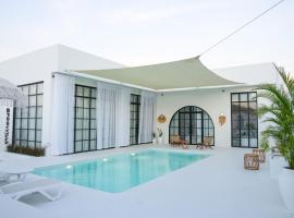 Pool Villa Jebel Jais, villa sihtkohas Şāliḩīyah
