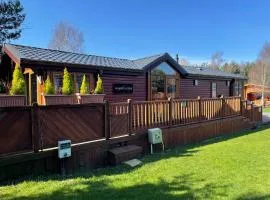 Jasmine Lodge, 2 bedroom with hot tub - Felmoor Park