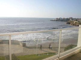 Royan accès direct à la plage, hotel en Royan