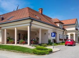 Gostišče - Guest house STARI HRAST, bed and breakfast en Ljutomer