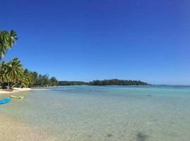 Beach de rêve de moorea، فندق مع موقف سيارات في Hauru