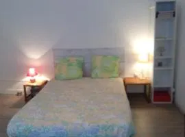 Chambre avec sa salle de bain privative, Vieux-Cognac