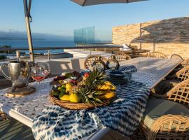 The Upper Deck Penthouse Plettenberg Bay, hotel con jacuzzi en Plettenberg Bay