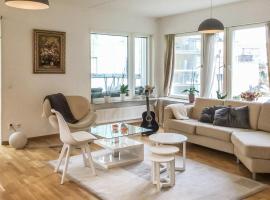 Beautiful Apartment In Vsters With Wifi And 3 Bedrooms, hotel in Västerås