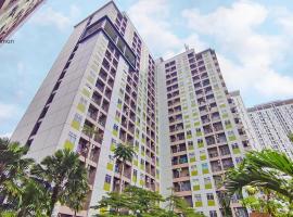 Apartemen Serpong Green View by Ruang Nyaman, hotel in Ciater-hilir