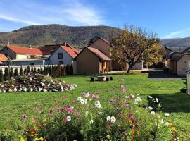 Panoráma Apartman Felsötárkány, Hotel mit Parkplatz in Felsőtárkány