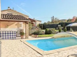 3 Bedroom Beautiful Home In Espeluche