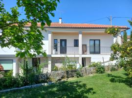 Cantinho do Ribeiro, Hotel mit Parkplatz in Lourosa da Trapa