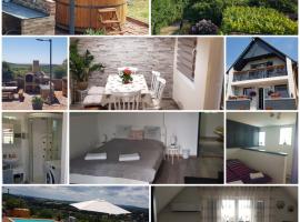 Marcell Vendégház, Hotel in Hosszúhétény