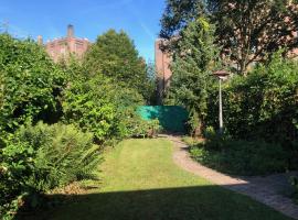 Big appartment in sunny privat garden, apartment in Nijmegen